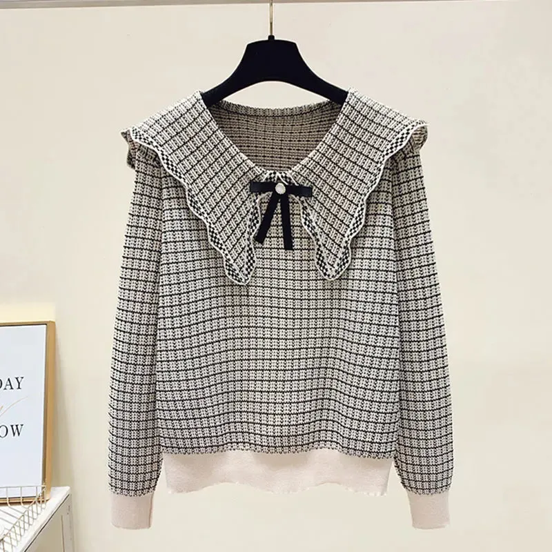 Annabelle sweater with Claudine collar